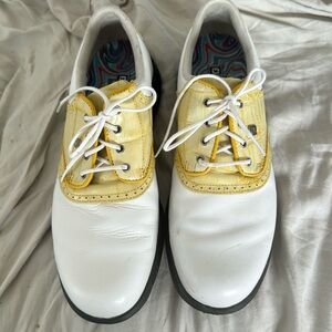 Women’s fun golf shoes sz 8.5